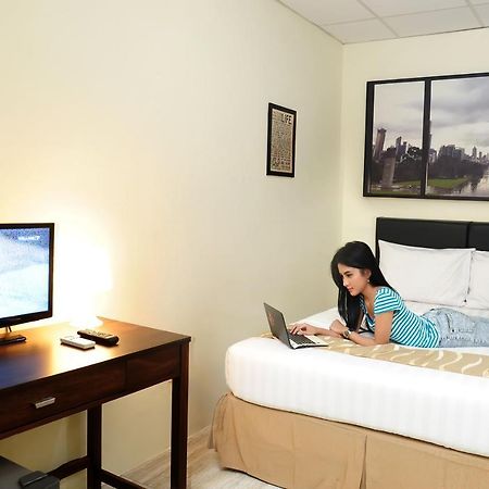 Hotel Ds Colive Siliwangi Semarang Exteriér fotografie