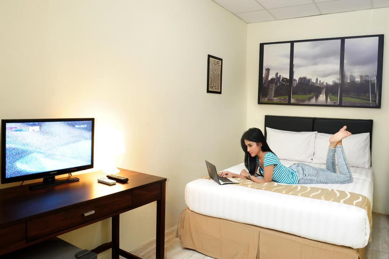 Hotel Ds Colive Siliwangi Semarang Exteriér fotografie